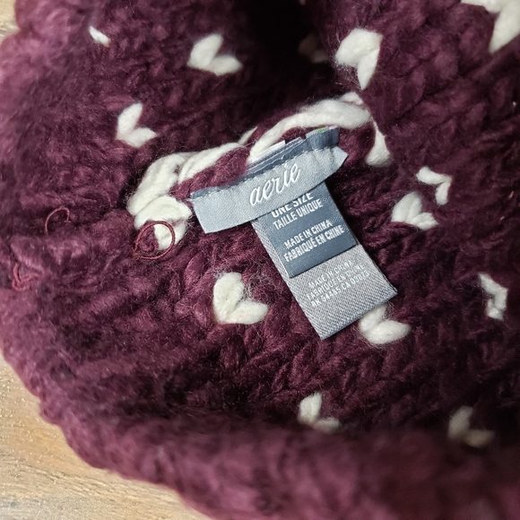 🆕️ Aerie Knit Beanie Multicolored Pom - Picture 4 of 9